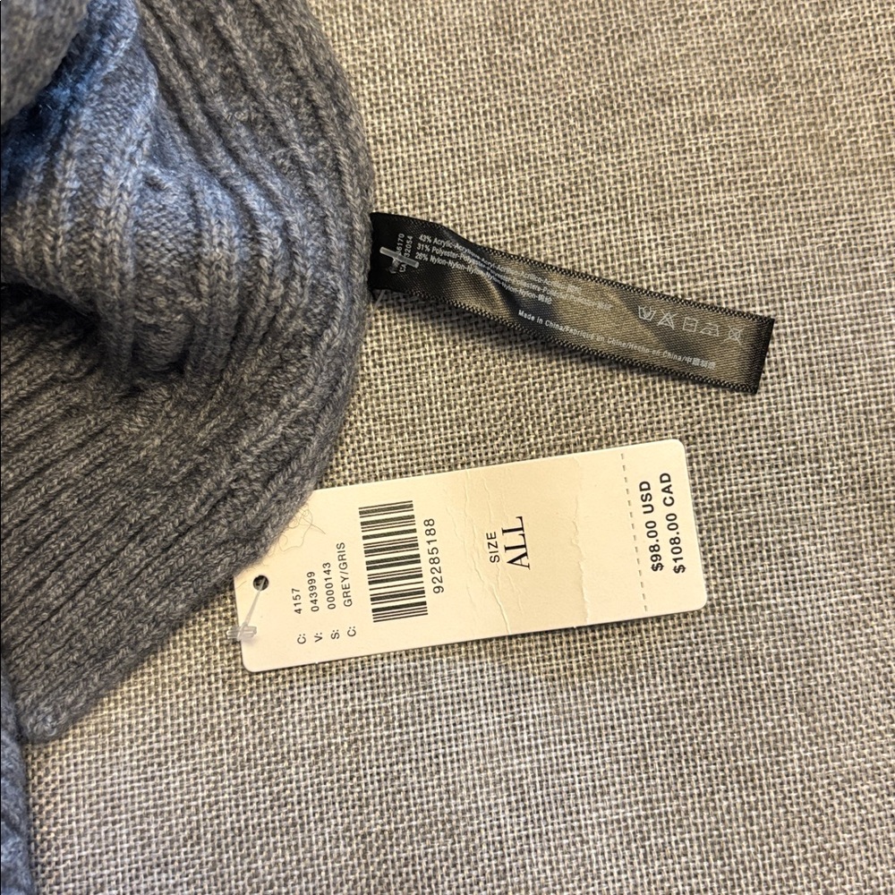 ANTHROPOLOGIE Embellished Cable-Knit Shrug. NWT! - Picture 10 of 10